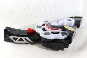 Photo9: Kamen Rider Geats / Premium DX Memorial Magnum & Boost Raise Bucle Set with Package (9)