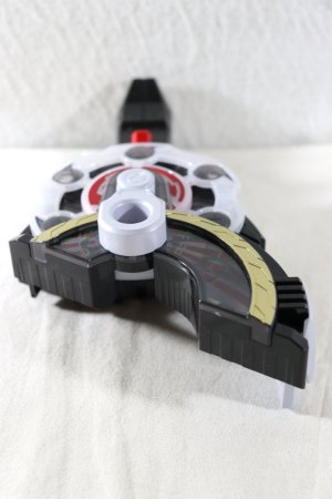 Photo11: Kamen Rider Geats / Premium DX Memorial Magnum & Boost Raise Bucle Set Used (11)