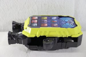 Photo6: Kamen Rider Gotchard / DX Chemy Smaphone with Package (6)