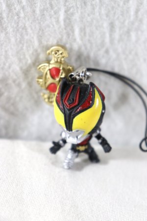 Photo1: Kamen Rider Kiva / Strap Kiva Kiva Form & Kivat (1)