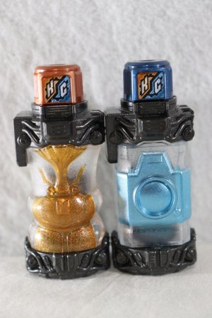 Photo2: Kamen Rider Build / DX Beetle Camera Full Bottle & GANBARIZING Binder Set (2)