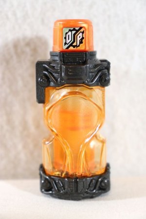 Photo1: Kamen Rider Build / DX Parka Full Bottle Used (1)