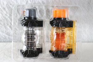 Photo2: Kamen Rider Build / DX HawkGatling Full Bottle Set with Package (2)