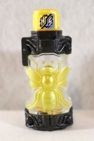 Photo1: Kamen Rider Build / DX Hachi Full Bottle Used (1)