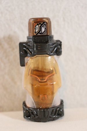 Photo1: Kamen Rider Build / DX Dog Full Bottle Used (1)