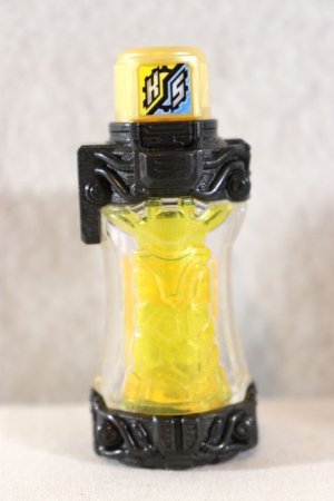 Photo1: Kamen Rider Build / DX Kirin Full Bottle Used (1)