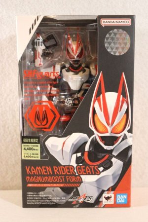 Photo1: S.H.Figuarts  / Kamen Rider Geats Magnum Boost Form with Package (1)