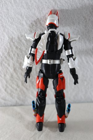 Photo4: S.H.Figuarts  / Kamen Rider Geats Magnum Boost Form with Package (4)