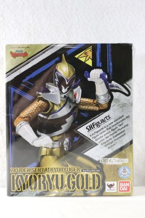 Photo1: Zyuden Sentai Kyoryuger / S.H.Figuarts Kyoryu Gold Sealed (1)