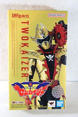 Photo1: Kikai Sentai Zenkaiger / S.H.Figuarts Twokaiser Sealed (1)