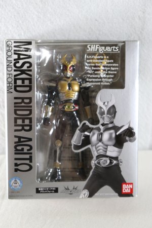 Photo1: Kamen Rider Agito / S.H.Figuarts Agito Ground Form (1)