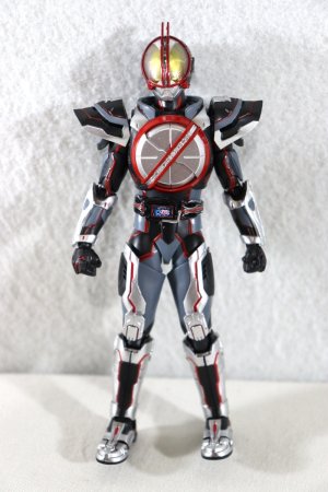 Photo3: Kamen Rider 555 / S.H.Figuarts Shinkocchou Seihou Next Faiz with Package (3)