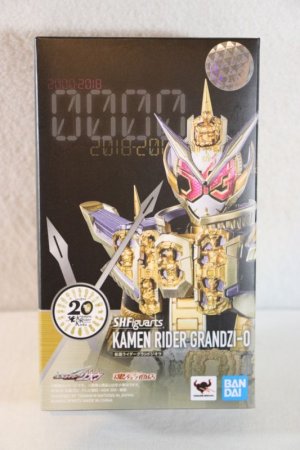 Photo1: S.H.Figuarts / Kamen Rider Grand Zi-O with Package (1)