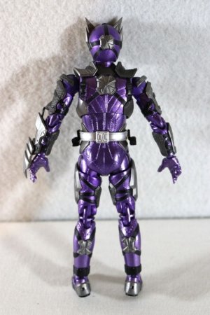 Photo4: S.H.Figuarts  / Kamen Rider Horobi Sting Scorpion (4)