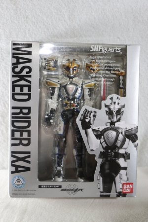 Photo1: Kamen Rider Kiva / S.H.Figuarts IXA (1)
