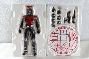 Photo3: S.H.Figuarts Shinkocchou Seihou / Kamen Rider Kabuto Rider Form 10th Anniversary ver with Package (3)