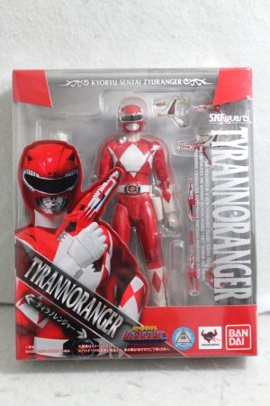 Photo1: S.H.Figuarts / Kyoryu Sentai Zyuranger Tyrannoranger Sealed (1)