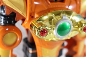 Photo9: (Damaged) GoGo Sentai Boukenger / Daikenjin Zubaan with Package (9)