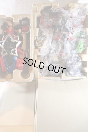 Photo2: Uchu Sentai Kyurange / DX Seiza Blaster & DX Kyuren-Oh Kyukyoku Galaxy Set with Package (2)