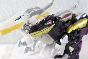 Photo1: Kishiryu Sentai Ryusoulger / Kishiryu Series 08 & 08 Shine Raptor & Shadow Raptor Set Used (1)