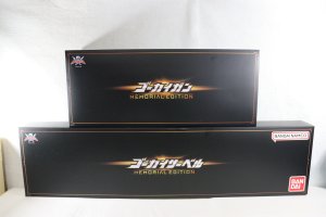 Photo1: (Damaged) Kaizoku Sentai Gokaiger / Gokai Saber & Gokai Gun Memorial Edition with Package (1)