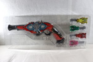 Photo13: (Damaged) Kaizoku Sentai Gokaiger / Gokai Saber & Gokai Gun Memorial Edition with Package (13)