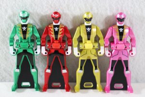 Photo20: (Damaged) Kaizoku Sentai Gokaiger / Gokai Saber & Gokai Gun Memorial Edition with Package (20)