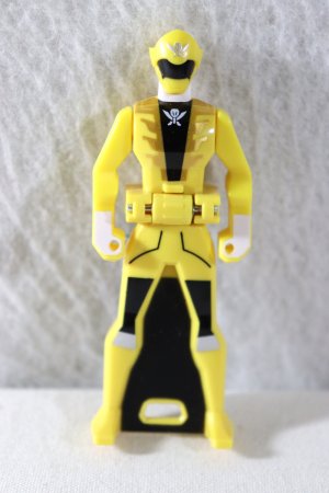 Photo1: Kaizoku Sentai Gokaiger / Gokai Yellow Ranger Key Memorial Edition (1)