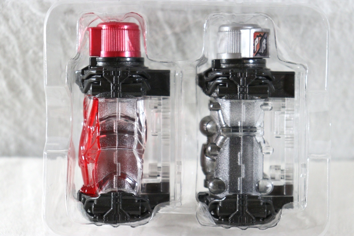 Kamen Rider Build / DX PhoenixRobo Full Bottle Set with Package