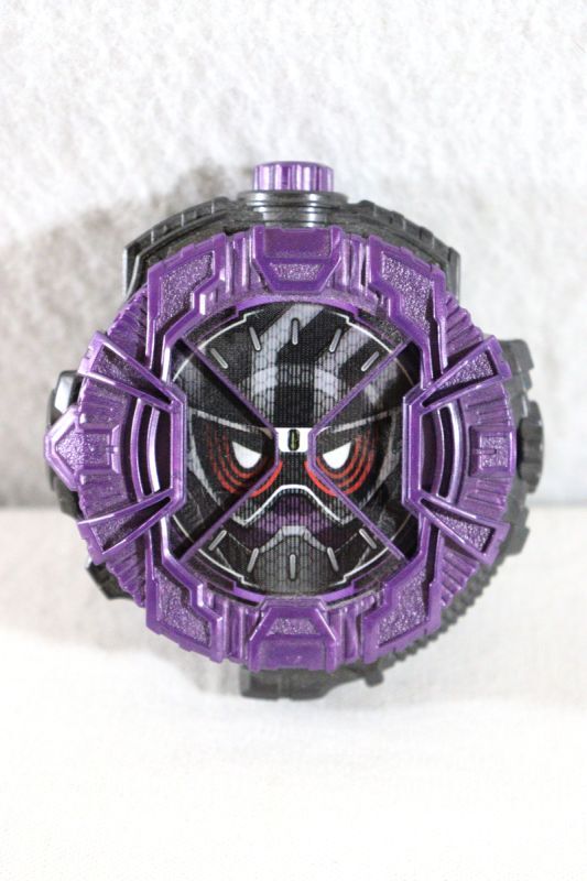 Kamen Rider Zi-O / Genm Ride Watch Used