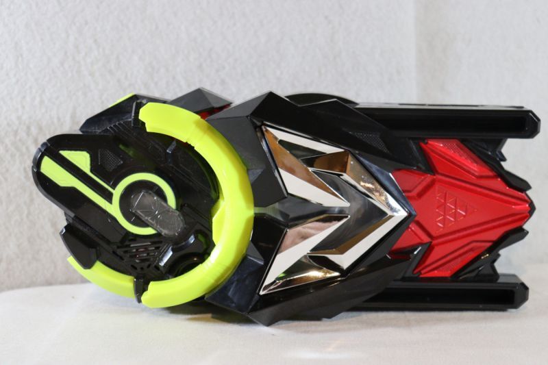 Kamen Rider Zero-One / DX Zero-One Driver & Rising Hopper Progrise Key ...