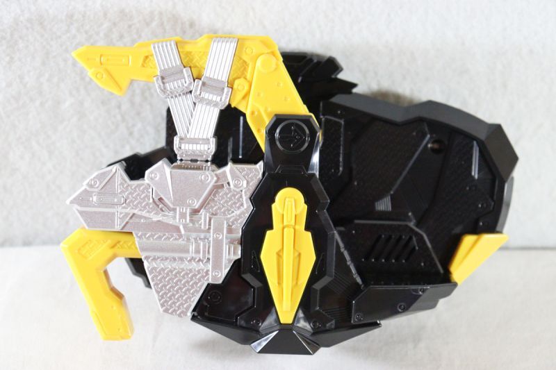 Kamen Rider Zero-One / DX Force Riser & Sting Scorpion Progrise Key