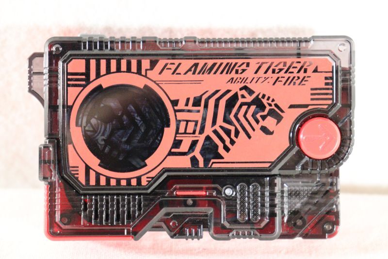Details about   Bandai Kamen Rider Zero-One DX Flaming Tiger Progrise Key
