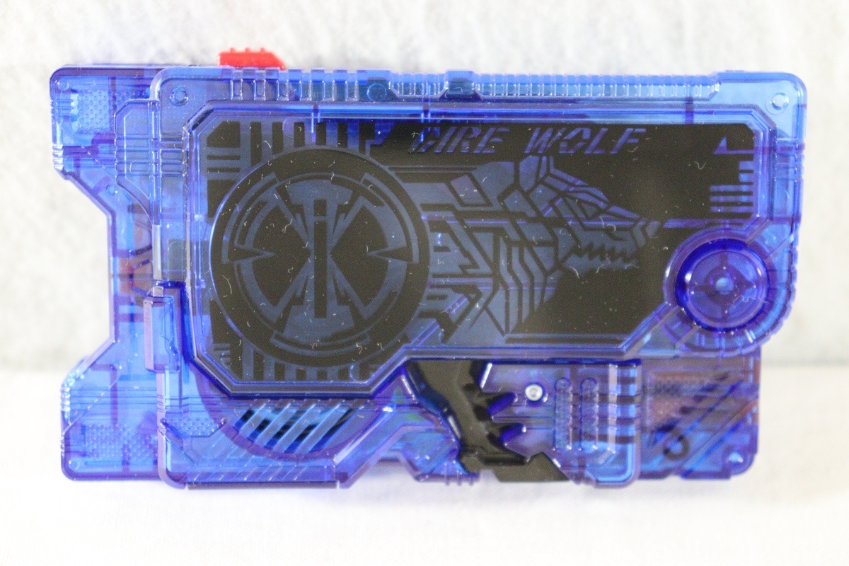 Kamen Rider Zero-One / DX Dire Wolf Zetsumerise Key & Serval Tiger