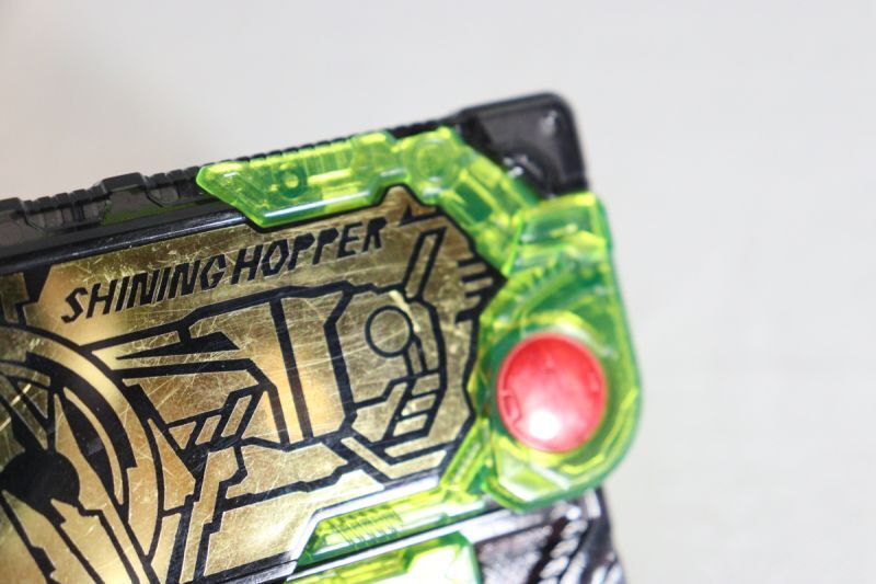 BANDAI Kamen Masked Rider Zero-One DX Shining Hopper Progrise Key JAPAN IMPORT 