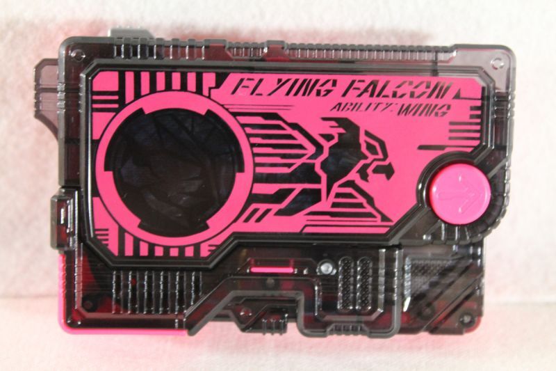 Kamen Rider Zero-One DX Flying Falcon programming Rise key