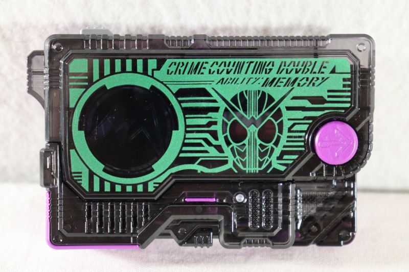 Kamen Rider Zero-One / DX Crime Counting Double Progrise Key Used