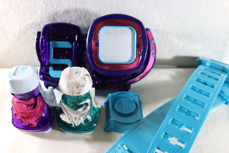 Kamen Rider Revice / DX Revice Driver ＆Batta Vistamp Set Used