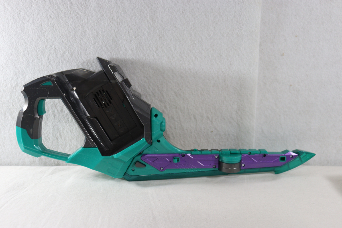 Kamen Rider Revice / DX Twosidriver & DX Bat Vistamp Used