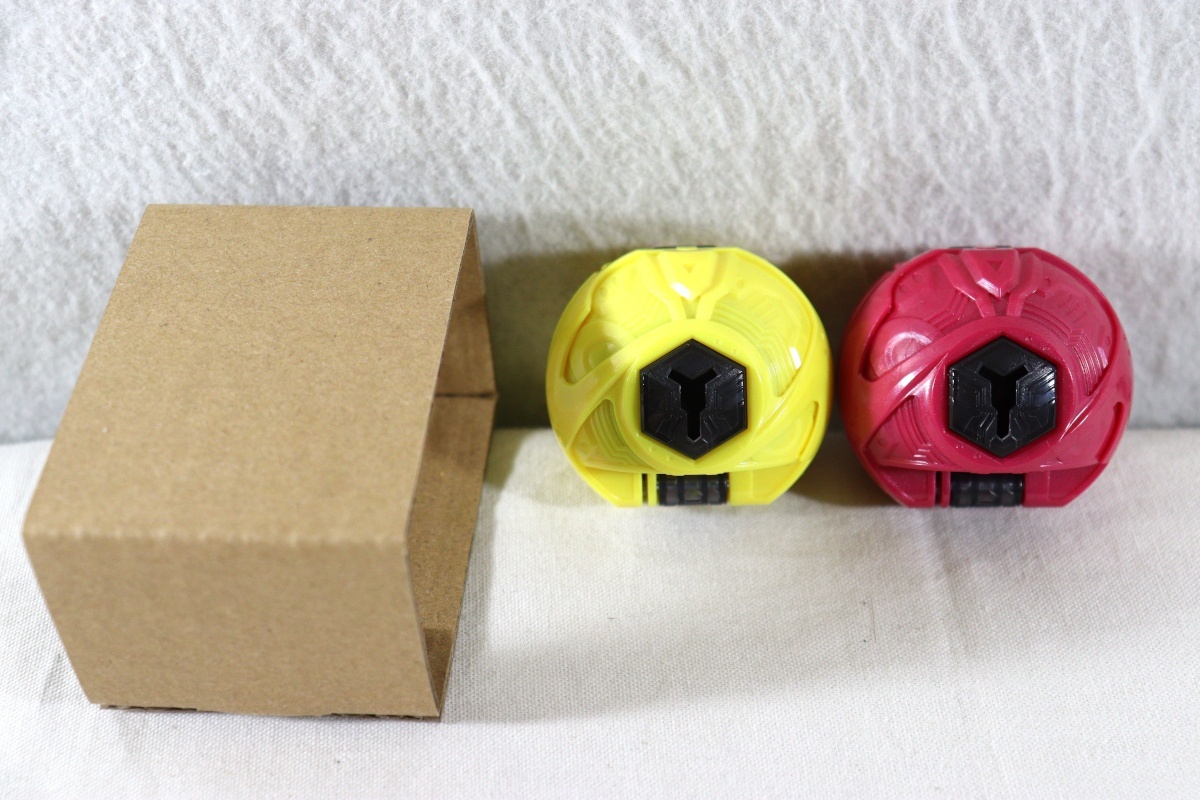 Kamen Rider Zeztz / DX Rider Capsem Set 04