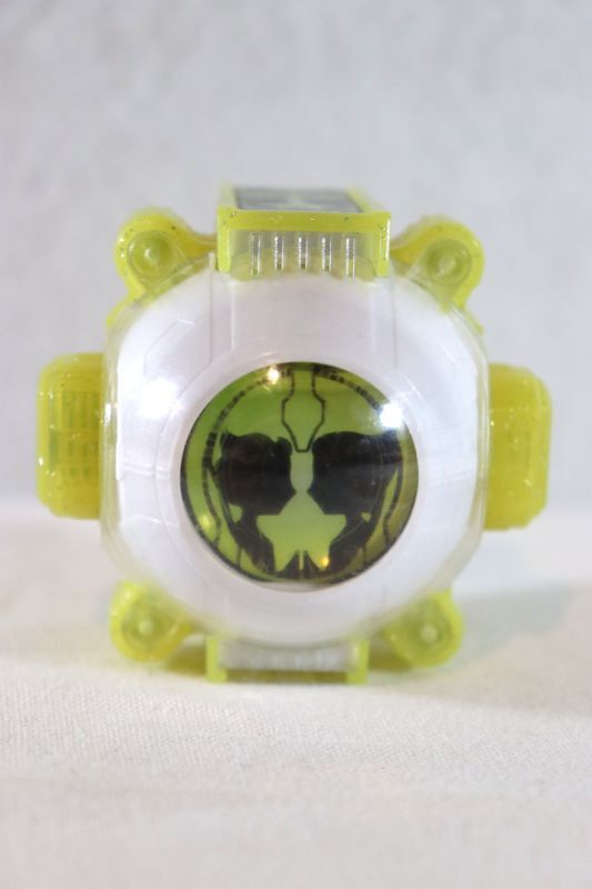 New Uniqlo x Kamen Rider Masked UT Ghost icon Shakespeare eyecon Limited Japan 