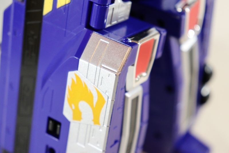 Engine Sentai Go-Onger / Engine Gattai Series DX Engine-Oh with Package