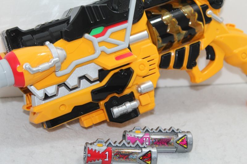 Zyuden Sentai Kyoryuger / Gaburivolver Used